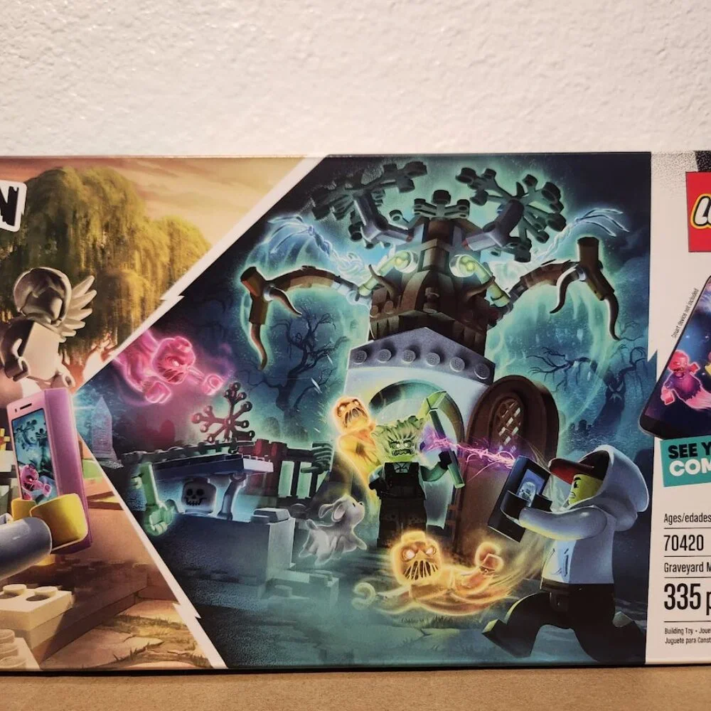 LEGO Hidden Side Graveyard Mystery 70420 Building Kit SET NEW App Toy AR Interac